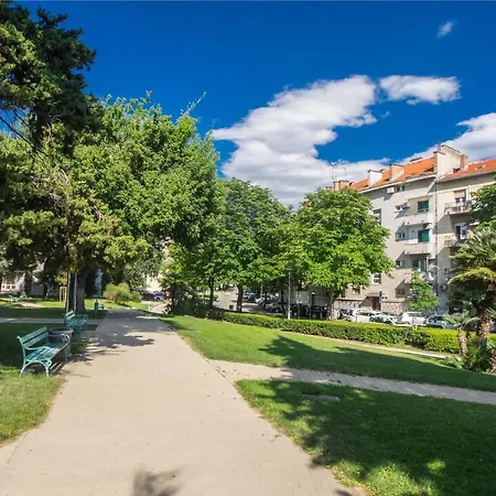 Apartment Hidden Gem *